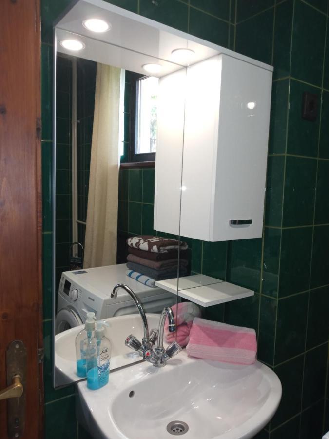 Luxury Eagle Apartman Будапеща Екстериор снимка
